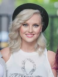 perrie.jpeg