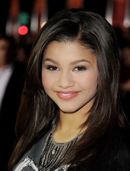 zendayacolemanpremierewaltdisneypicturest3a1gtz1hqkl.jpg